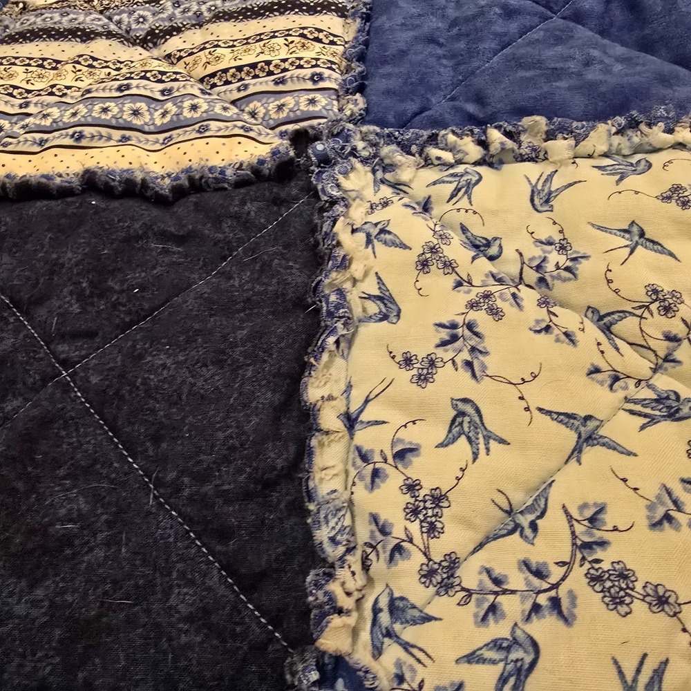 Handmade Blue Rag Quilt Throw Blanket Floral Patchwork Cottage Farmhouse 60x47 - Picture 8 of 9
